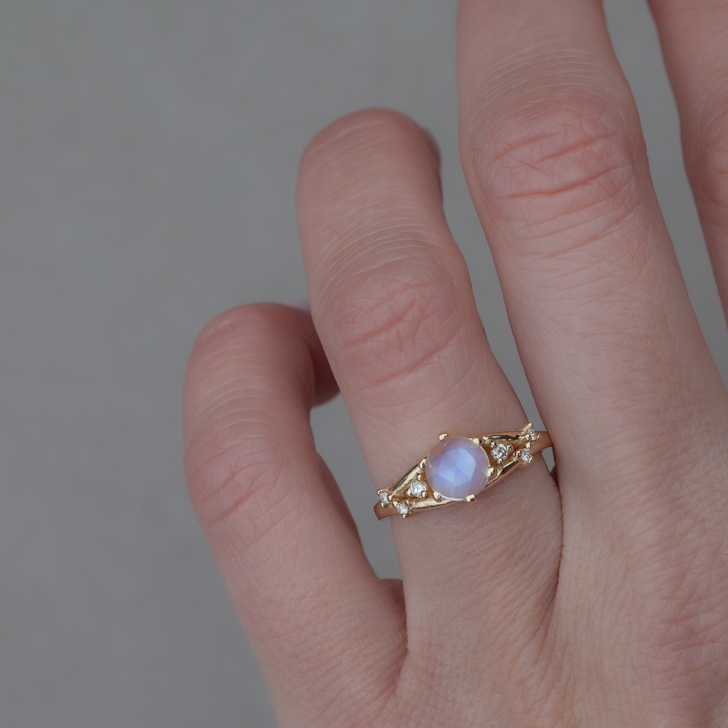 gold ring moonstone